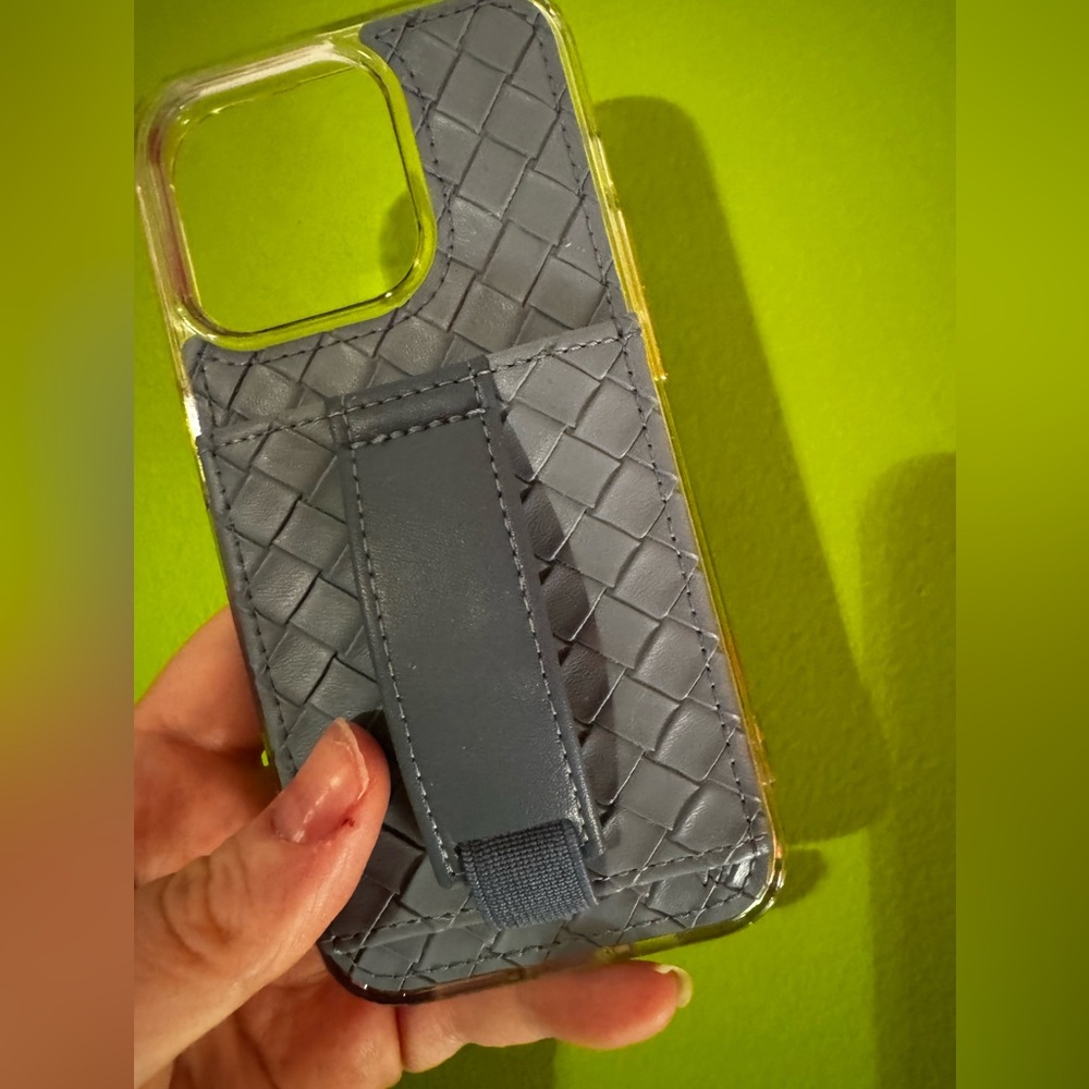 Blue Quilted Phone Case with Cushioned Design